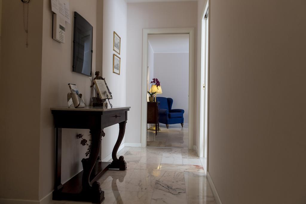 Appartement Casa San Carlo à Naples Extérieur photo